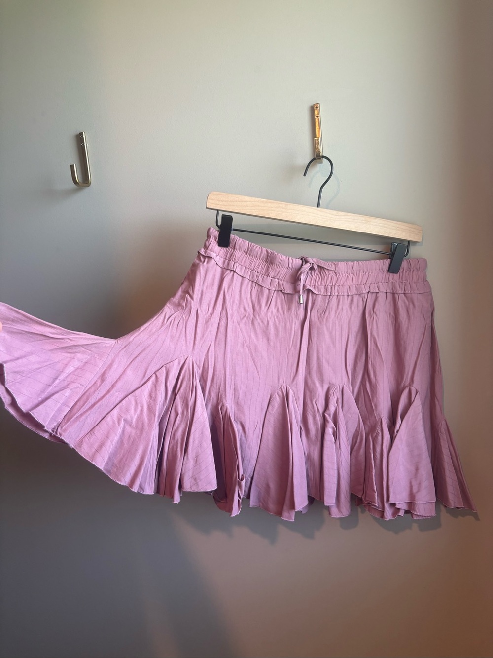 entro Pink Ruffle Hem Circle Skort